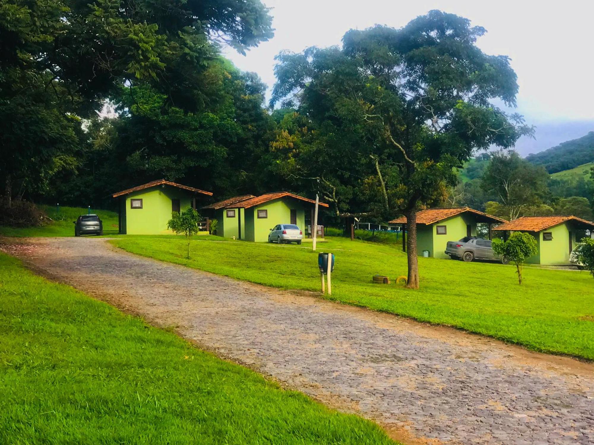 Hotel Pousada E Camping Recanto Da Praia Capitólio Exteriér fotografie